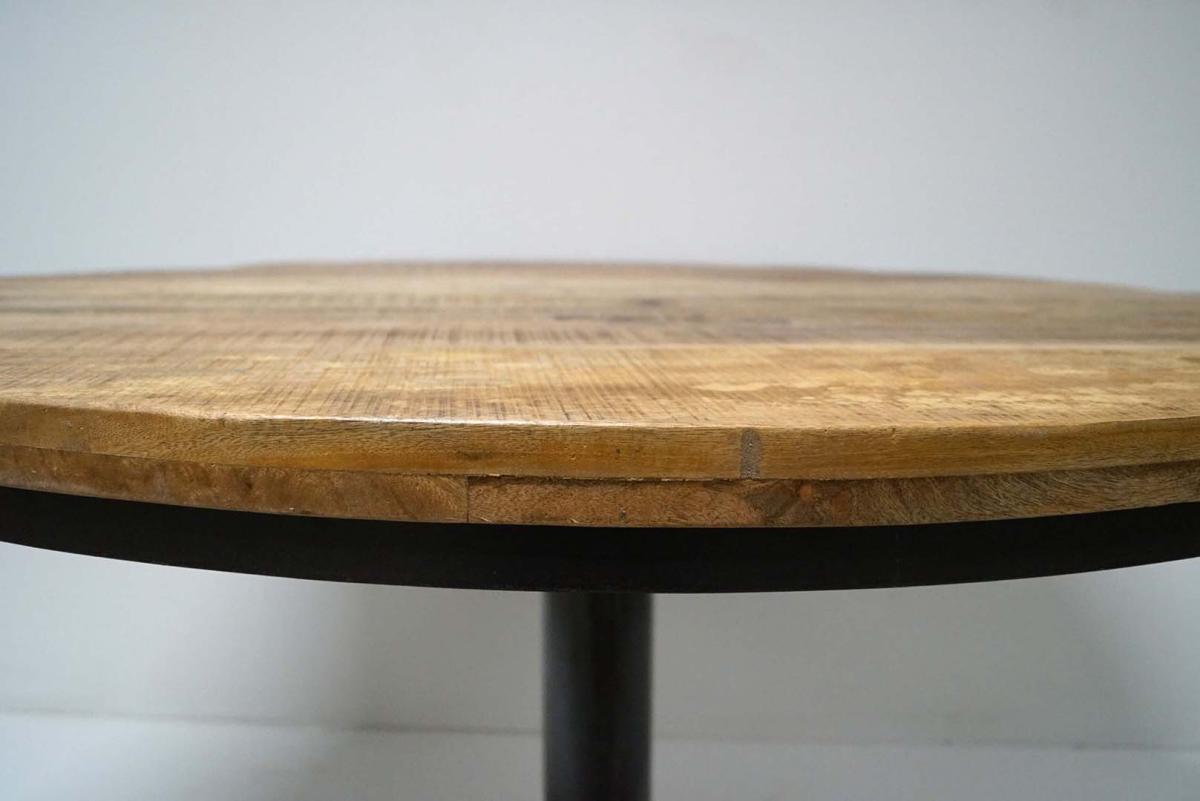 Trademark Jack plankebord – Ø140 – inkl. Metalfarvet fod. Trademark Jack plankebord – Ø140 – inkl. Metalfarvet fod.